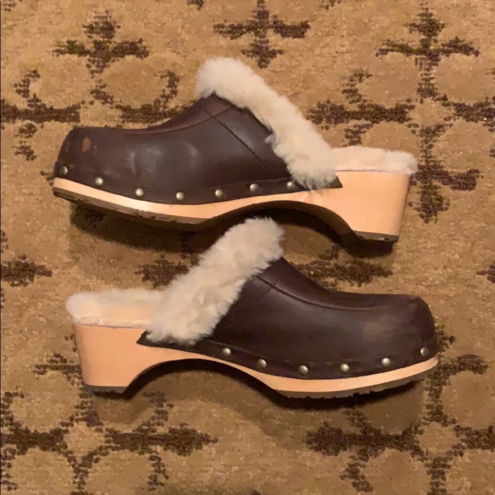 Ugg brown leather sherpa wood clogs - Picture 2 of 4